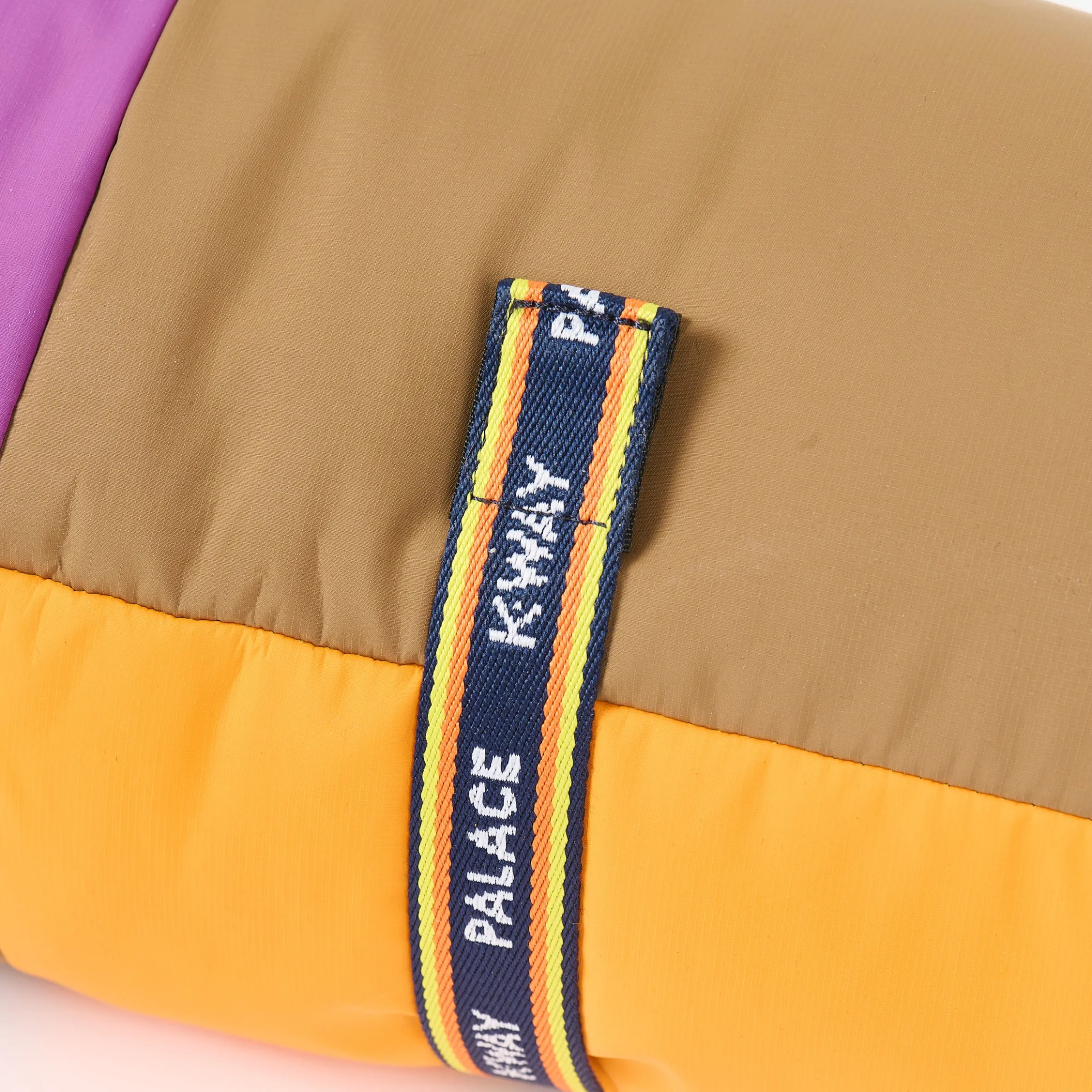PALACE K-WAY FOLDABLE DOG BLANKET MULTI / PURPLE / ORANGE