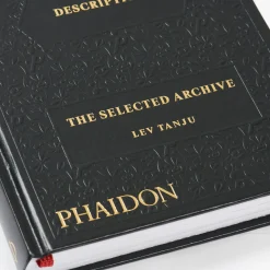 PALACE PRODUCT DESCRIPTIONS: THE SELECTED ARCHIVE BOOK BLACK