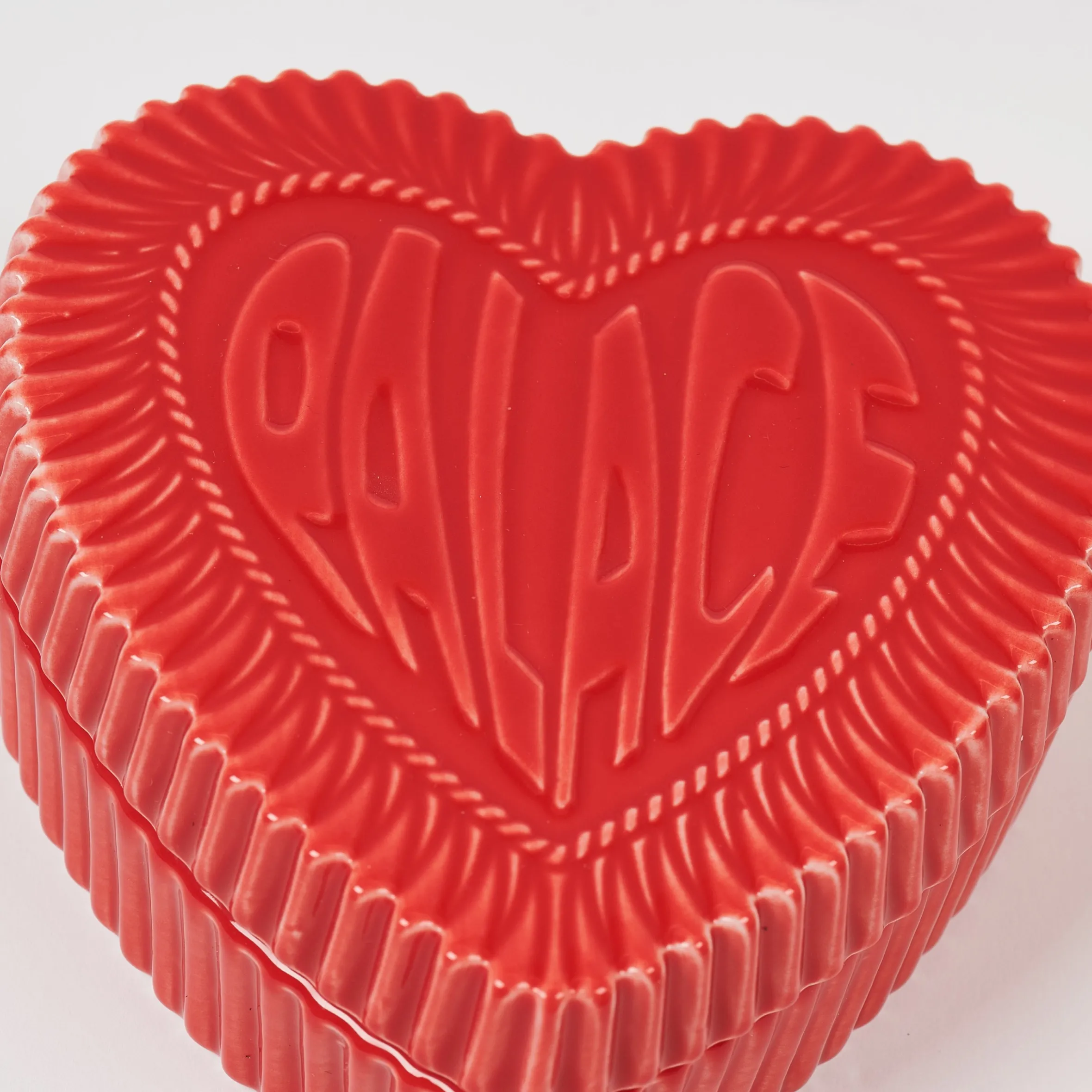 TRINKET BOX RED